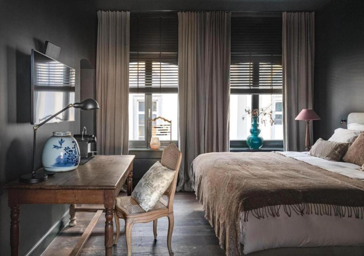 The Bank 1869 - Unique Guestrooms In The Historic Center Of Брюж Екстериор снимка