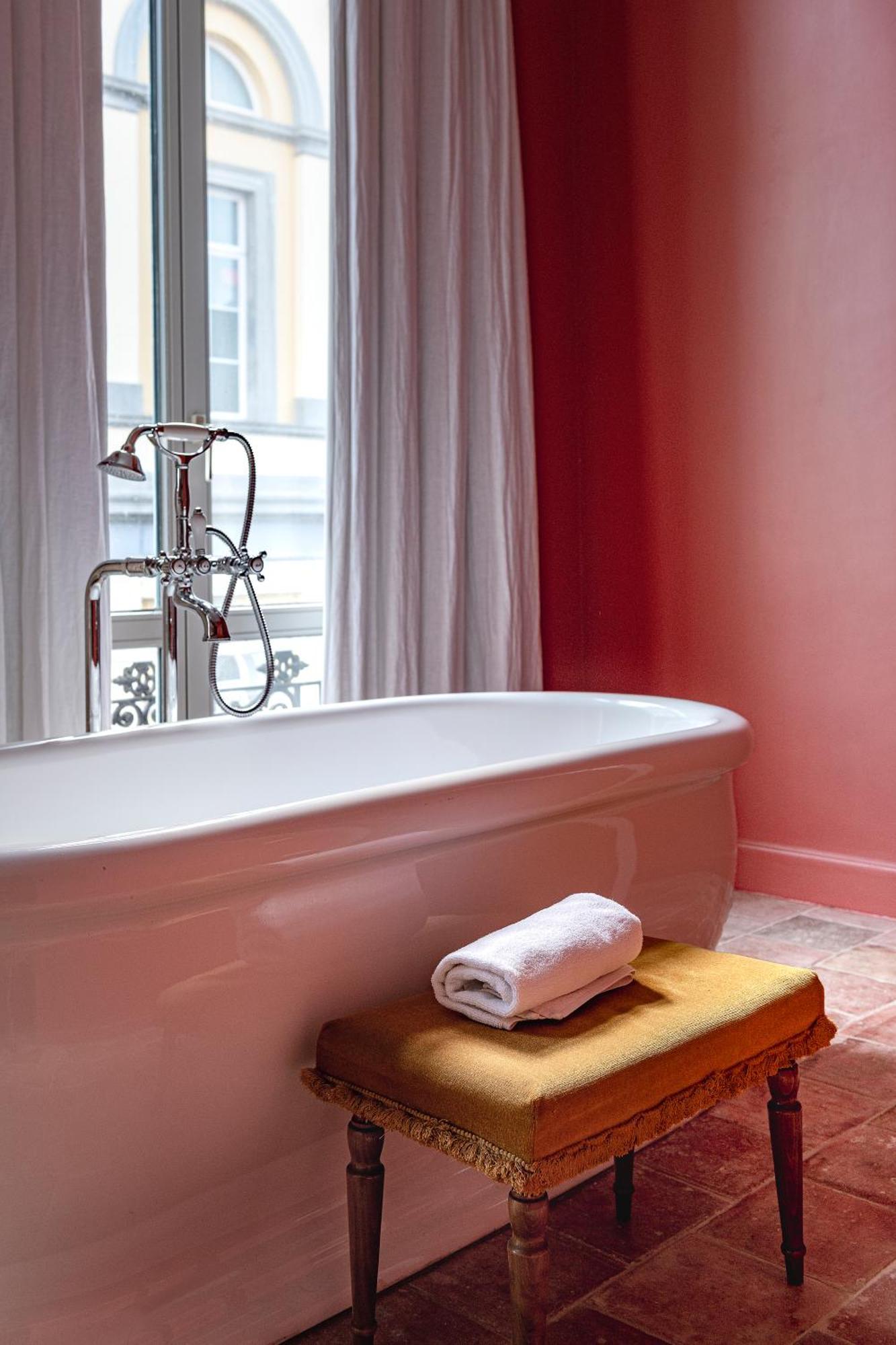 The Bank 1869 - Unique Guestrooms In The Historic Center Of Брюж Екстериор снимка
