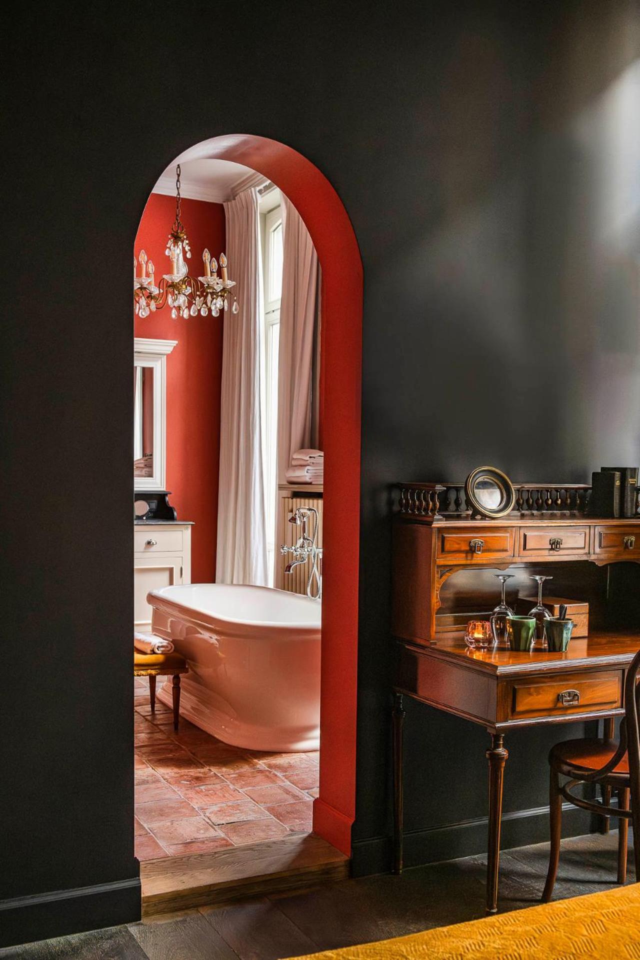 The Bank 1869 - Unique Guestrooms In The Historic Center Of Брюж Екстериор снимка